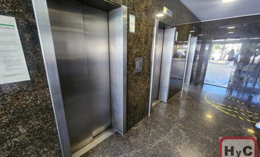 Venta Oficina 2 Pivados y planta libre Providencia.