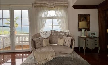 Casa en arriendo en conjunto, La Alhambra, Manizales