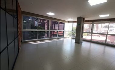 OFICINA EN ARRIENDO SECTOR CASTRPOL - POBLADO