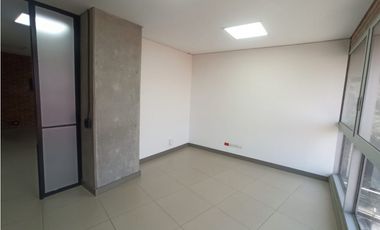 OFICINA EN ARRIENDO SECTOR CASTRPOL - POBLADO