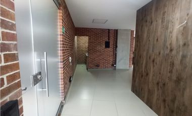 OFICINA EN ARRIENDO SECTOR CASTRPOL - POBLADO