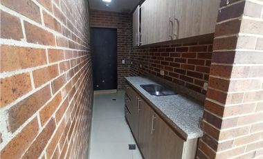 OFICINA EN ARRIENDO SECTOR CASTROPOL - POBLADO