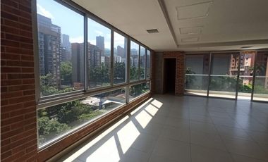 OFICINA EN ARRIENDO SECTOR CASTROPOL - POBLADO