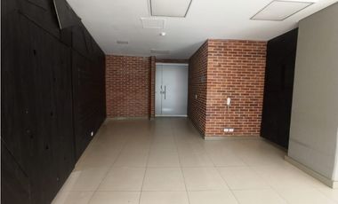 OFICINA EN ARRIENDO SECTOR CASTROPOL - POBLADO