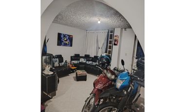 ACSI 1195 Venta de casa, barrio La Esperanza, Mosquera