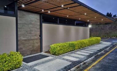 Casa Amoblada en Arriendo en Medellín Alto de Palmas