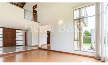 CASA CAMPESTRE EN ARRIENDO SAN SIMON