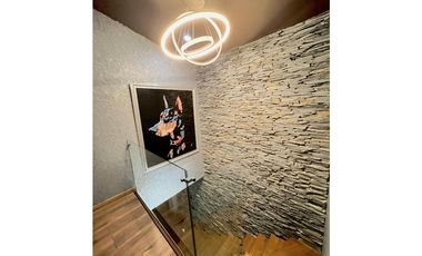 Amoblada ESPECTACULAR Casa lujo Envigado cerca Mall San Lucas