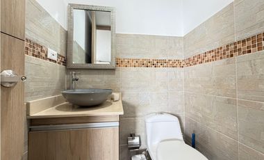 Amoblado HERMOSO Estudio Laureles Nogal