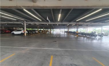 ALQUILO PARQUEADERO EXCLUSIVO EMPRESARIAL 4 PISO AV 6N LA 14