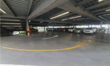 ALQUILO PARQUEADERO EXCLUSIVO EMPRESARIAL 4 PISO AV 6N LA 14