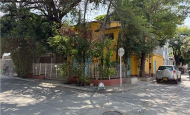Se vende casa/lote de esquina en barrio El Libertador, Santa Marta