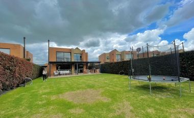 Arriendo casa Chia moderna Hacienda Fontanar