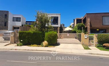 Estupenda casa en arriendo Lomas de Montemar