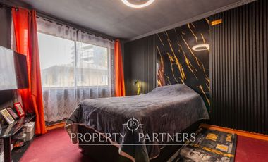 Amplia casa a la venta