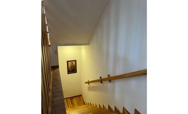 SE VENDE FINCA AMOBLADA EN MARINILLA VIA EL PEÑOL CERCA ALTO DEL [S&S]