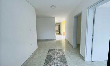 ARRIENDO CASA GRANDE vivienda o comercio  2do PISO. ENVIGADO