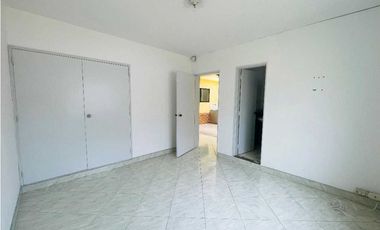 ARRIENDO CASA GRANDE vivienda o comercio  2do PISO. ENVIGADO