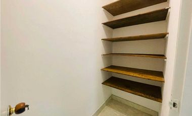 ARRIENDO CASA GRANDE vivienda o comercio  2do PISO. ENVIGADO