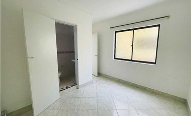 ARRIENDO CASA GRANDE vivienda o comercio  2do PISO. ENVIGADO
