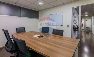 Bodega con oficinas en Recoleta: Oportunidad Única