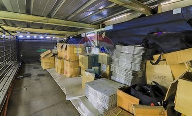 Bodega con oficinas en Recoleta: Oportunidad Única