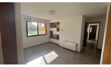 ARRIENDO HERMOSA CASA CHICUREO, CON PISCINA