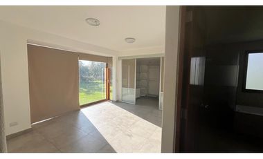 ARRIENDO HERMOSA CASA CHICUREO, CON PISCINA