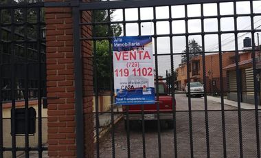 Casa en Venta en Arboleda 2 en Santa María Totoltepec. Toluca Estado de México