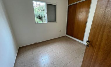 Departamento en  Complejo cerrado con seguridad