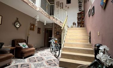 Casa en Venta en Arboledas Sur - Valerio Trujano 4386