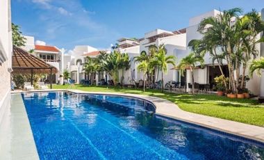 VILLA CON PANELES SOLARES, PLAYACAR, PLAYA DEL CARMEN,QUINTANA ROO.