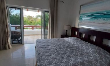VILLA CON PANELES SOLARES, PLAYACAR, PLAYA DEL CARMEN,QUINTANA ROO.