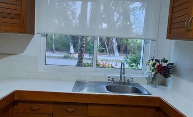 VILLA CON PANELES SOLARES, PLAYACAR, PLAYA DEL CARMEN,QUINTANA ROO.
