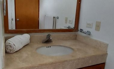 VILLA CON PANELES SOLARES, PLAYACAR, PLAYA DEL CARMEN,QUINTANA ROO.