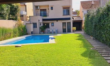 Casa en  TEMPERLEY