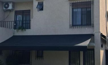 Casa en  TEMPERLEY