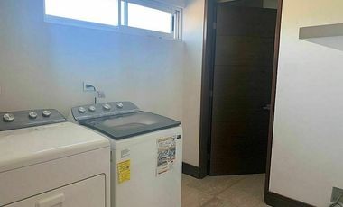 Penthouse Amueblado Renta Park Place, Santa Engracia