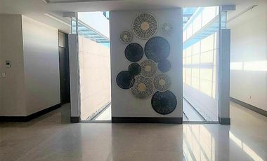 Penthouse Amueblado Renta Park Place, Santa Engracia