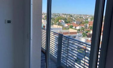 Departamento en venta - 2 Dormitorios 3 Baños - Haedo