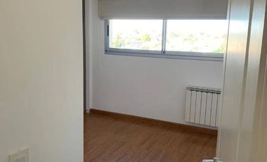 Departamento en venta - 2 Dormitorios 3 Baños - Haedo