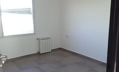 Casa en alquiler en el Barrio Estilo Chacra, Cipolletti,