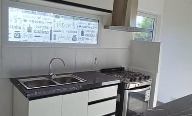 Casa en alquiler en el Barrio Estilo Chacra, Cipolletti,