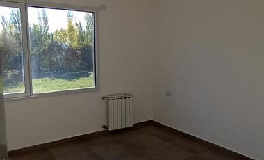 Casa en alquiler en el Barrio Estilo Chacra, Cipolletti,