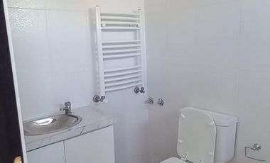 Casa en alquiler en el Barrio Estilo Chacra, Cipolletti,