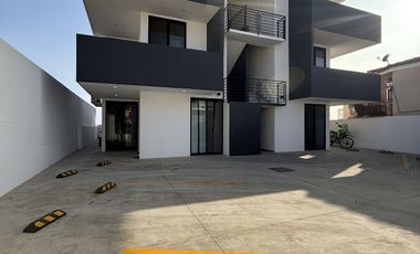 DEPARTAMENTO EN RENTA CON VISTA AL MAR