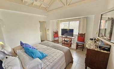 Venta, Casa 5 Ambientes, Pileta, Quincho, Cocheras, Playroom, San Isidro