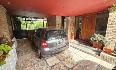 Venta, Casa 5 Ambientes, Pileta, Quincho, Cocheras, Playroom, San Isidro