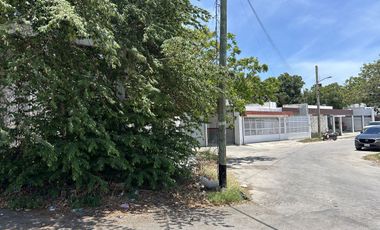 Terreno Comercial en Renta Col Prado