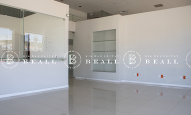 LOCAL EN RENTA EN PLAZA CUMBRES